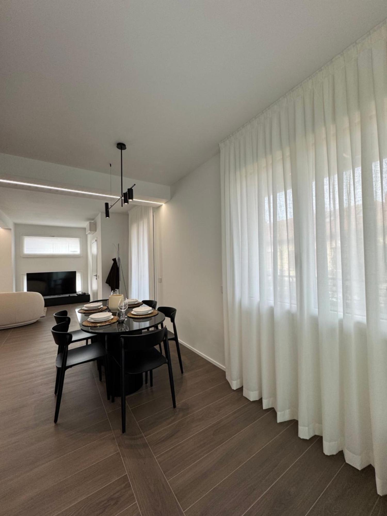 Apartamento White House Con Posti Auto